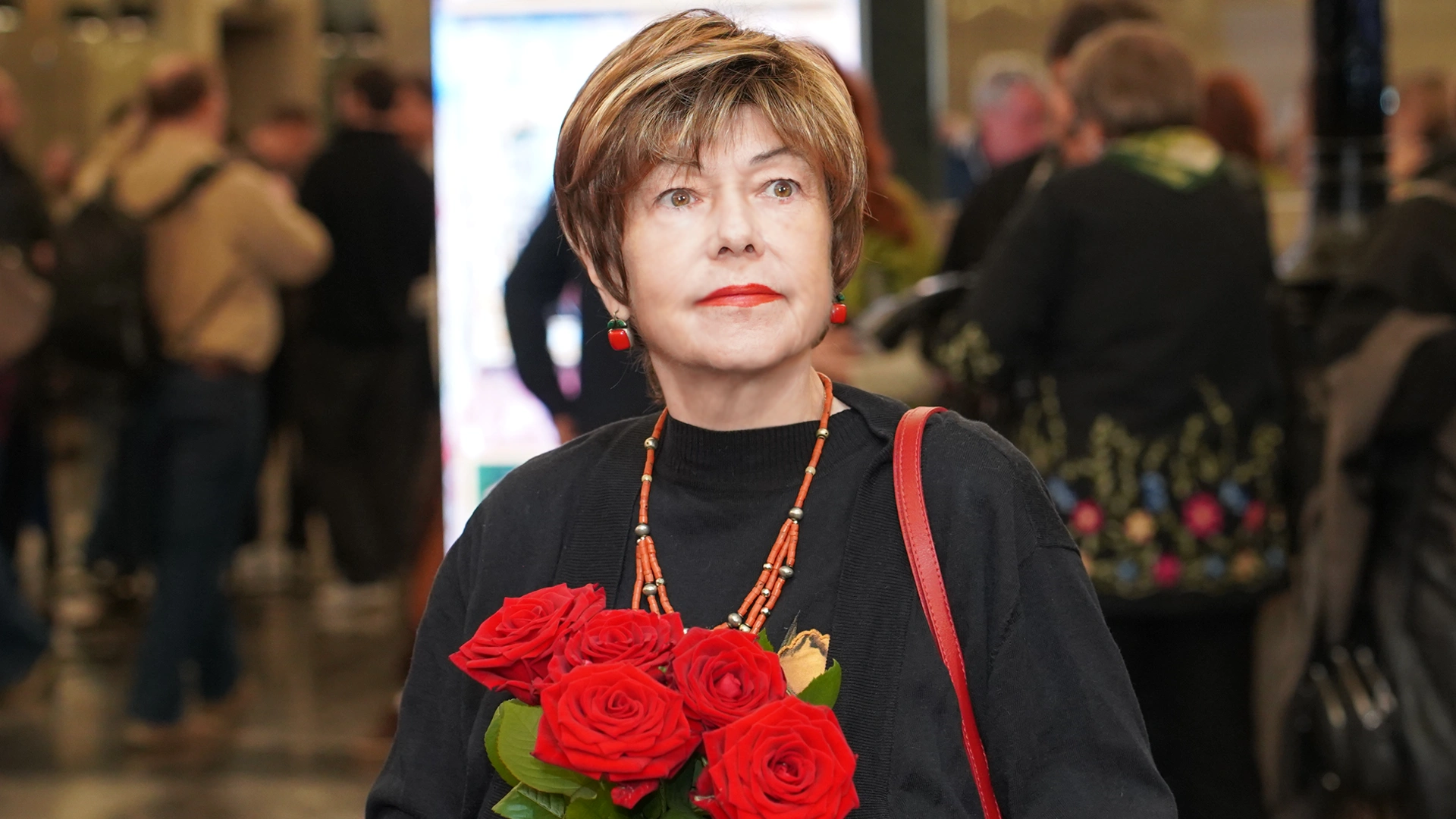 Наталья Овчинникова  — вдова дирижёра и композитора Вячеслава Александровича Овчинникова (1936-2019), который является автором музыки к более чем 40 кинофильмам