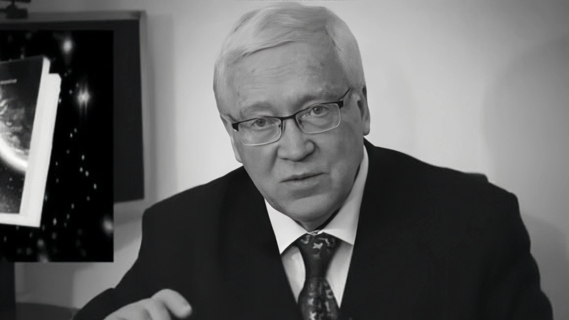 Пётр Гаряев Человеческая речь, мысль и слово – это инструменты биологического программирования